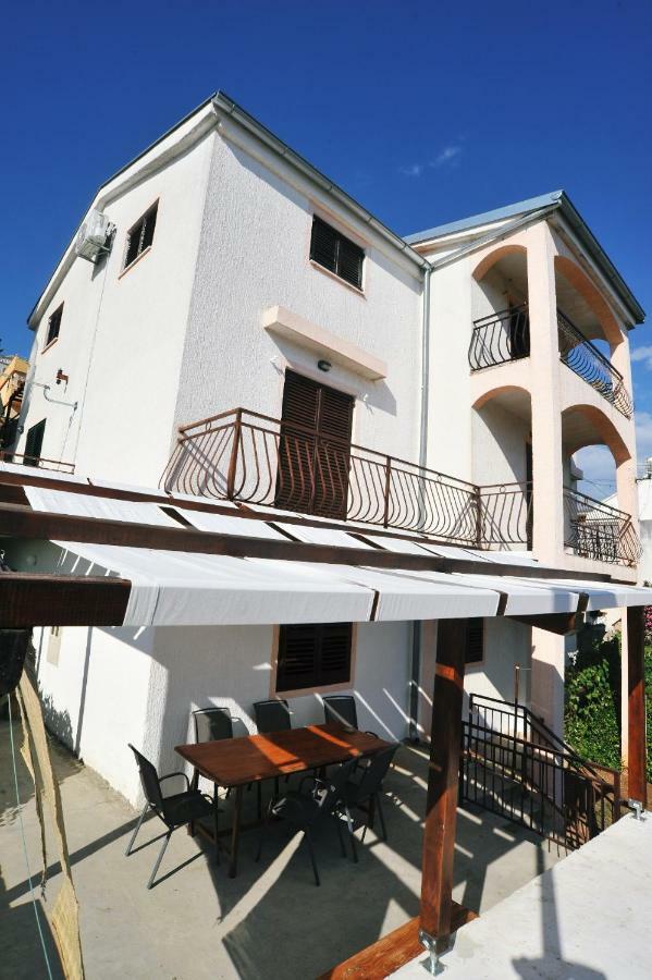 Apartment Marica Spadina Tisno Exterior foto